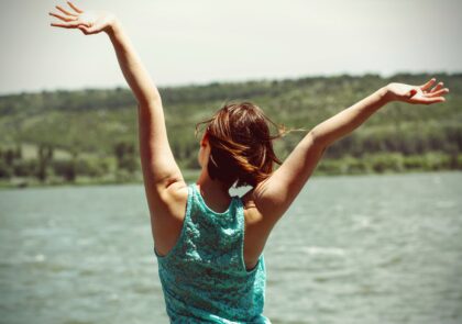 water-person-girl-woman-sunlight-model-713791-pxhere.com