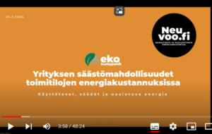 Yrityksen säästömahdollisuudet toimitilojen energiakustannuksissa webinaarin asiantuntijan, Sami Seunan aloituskuva. Kuvassa on tekstit neuvoo.fi, Ekokumppanit, Yrityksen säästömahdollisuudet toimitilojen energiakustannuksissa – Käyttötavat, säädöt ja uusiutuva energia.