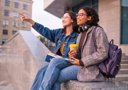 students-8628244_1280