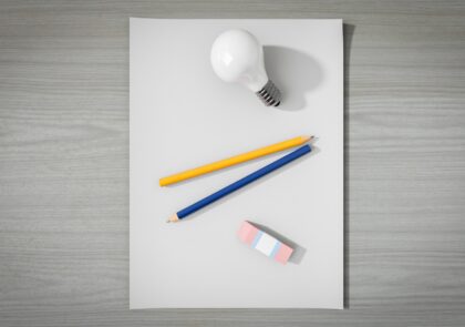 desk-table-creative-white-pen-analog-1168339-pxhere.com
