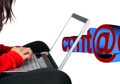 laptop-writing-woman-phone-community-communication-956012-pxhere.com