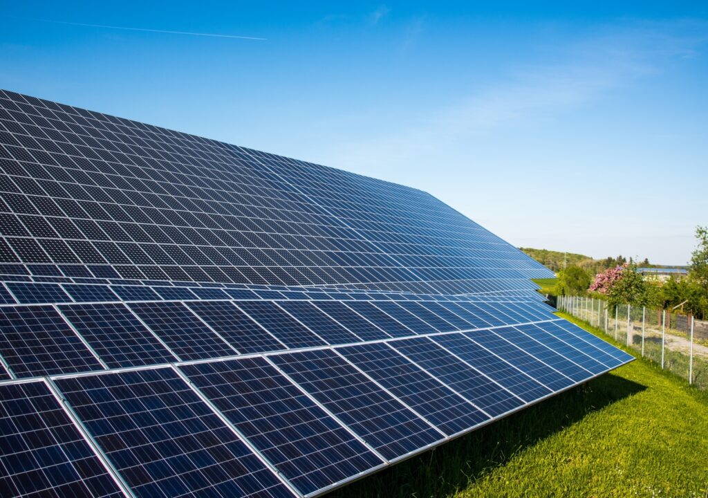 nature-sky-technology-sunlight-electricity-energy-1089490-pxhere.com