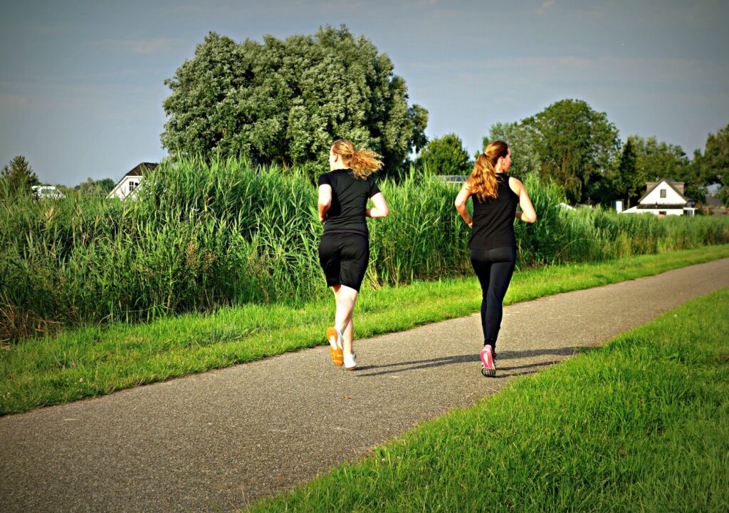 person-woman-sport-running-recreation-young-589060-pxhere.com