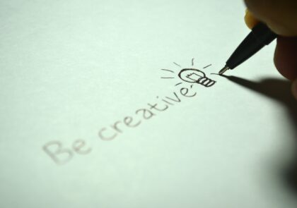 writing-hand-creative-white-pen-thinking-736147-pxhere.com