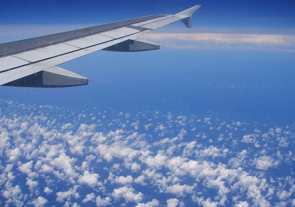 horizon-wing-cloud-sky-air-atmosphere-1261535-pxhere.com
