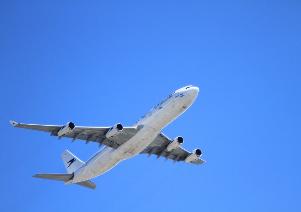 wing-sky-fly-travel-airplane-plane-1150893-pxhere.com