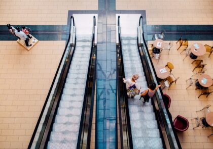 man-people-escalator-transport-store-couple-701239-pxhere.com