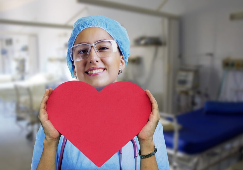 nurse-3624463_1280