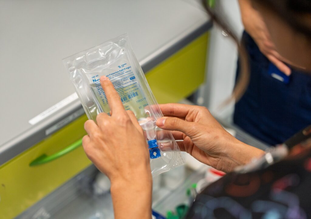 LAB Sairaanhoitaja AMK-05052(1)