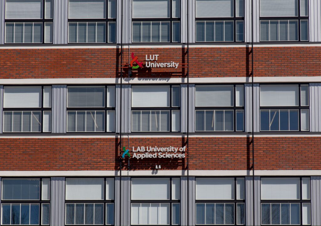 Lahti-campus-facade-05-2025-001