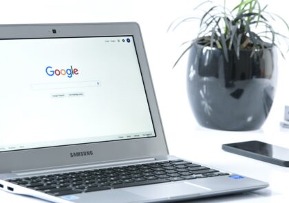 laptop-notebook-computer-smartphone-technology-internet-574638-pxhere.com