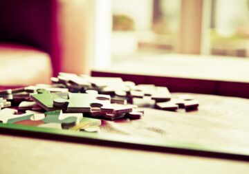 table-play-color-design-puzzle-patience-898975-pxhere.com