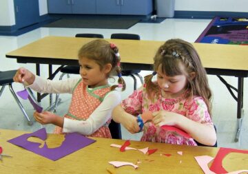 writing-girl-play-child-education-classroom-750984-pxhere.com