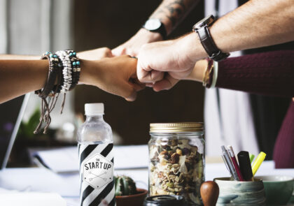 cc0-closeup-colleagues-cooperation-creative-common-0-creative-commons-0-1451599-pxhere.com