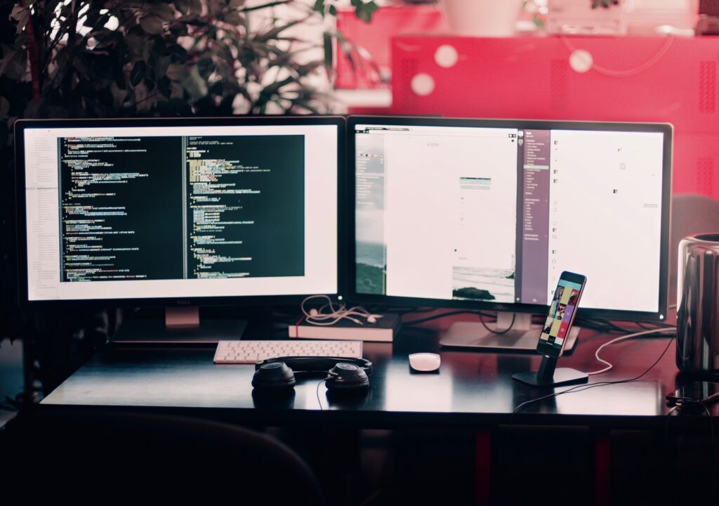 desk-computer-work-keyboard-technology-mouse-563656-pxhere.com